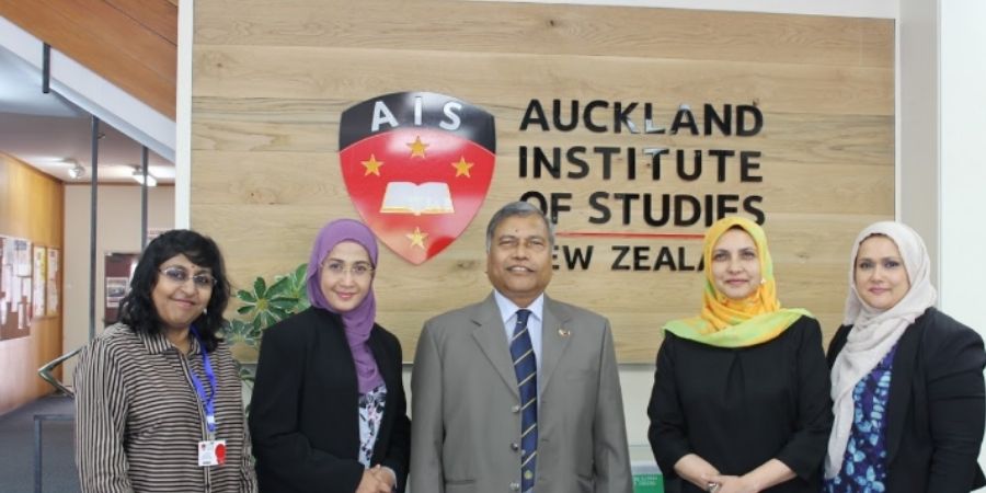 El personal mas selecto Auckland Institute of Studies